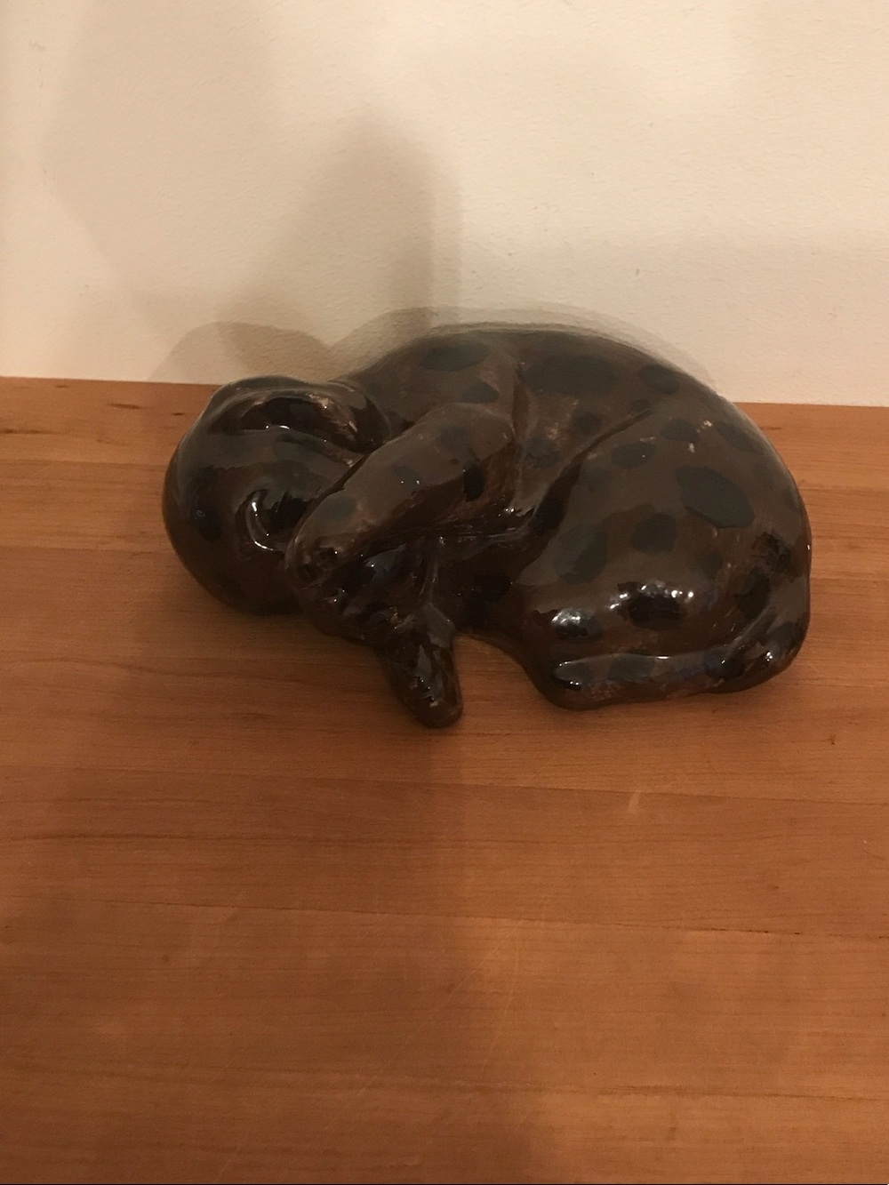 Brown Glazed Ceramic Sleeping Cat Figurine for Reptile Decor